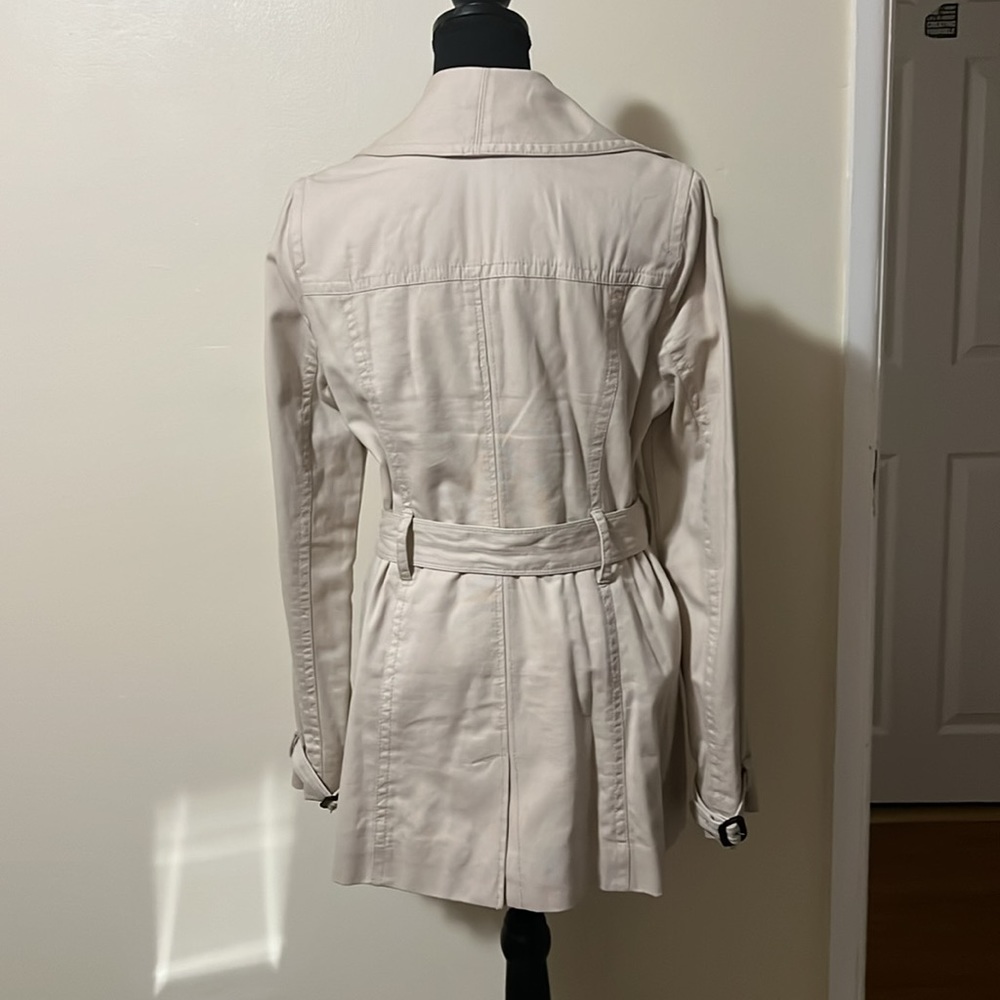 Coat - Picture 3 of 11